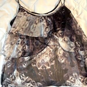 ♥️MED PURPLE FLORAL CAMI-NEW YORK AND COMPANY